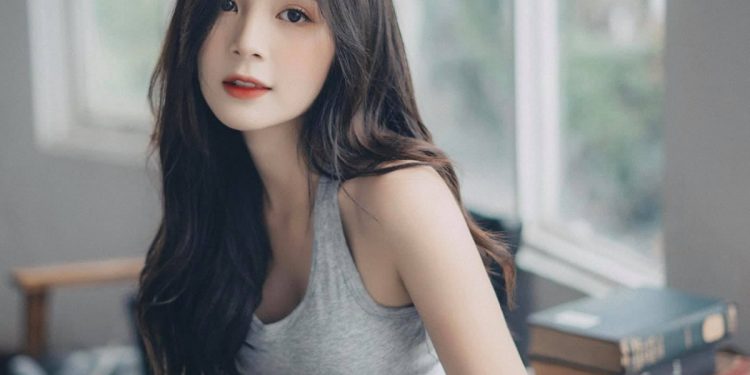 Tiểu sử diễn viên Nguyễn Hoàng Ngọc Huyền