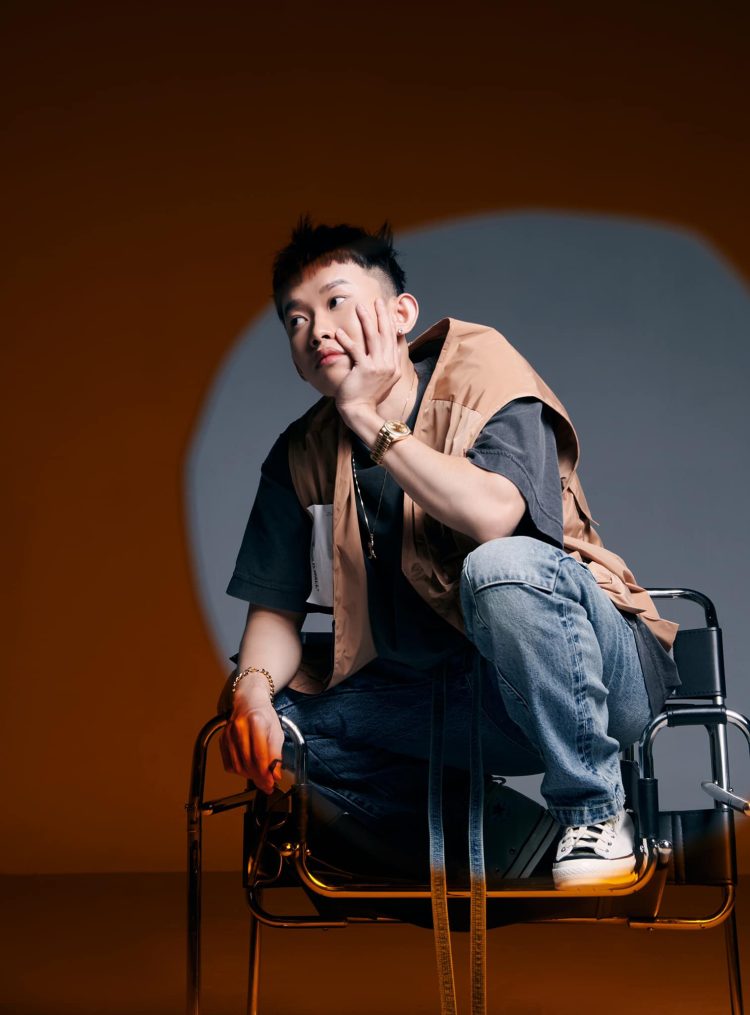 Tiểu sử ca sĩ Kay Trần - tieusu.com